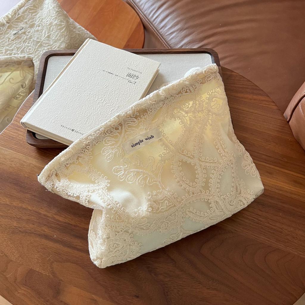 Elegant Cosmetic Organizer Boho Cosmetic Bags French Style Pouch Beige Lace Embroidery Minimalist Floral Makeup Bag for Women