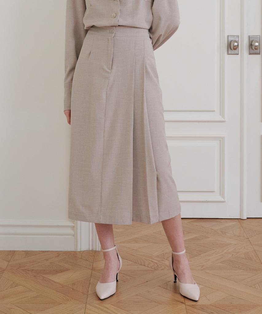 BIBYSEOB [Set] Tailored Overjacket Shirt + Side-Tuck Long Skirt Beige