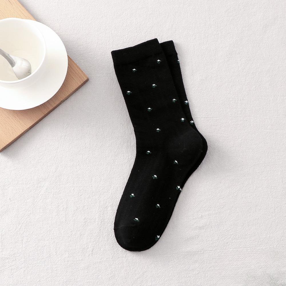 Coffee-colored Floral-patterned Socks for Ladies, Mid-length, Suitable for Spring and Autumn, Trendy and Retro Pile-up Socks