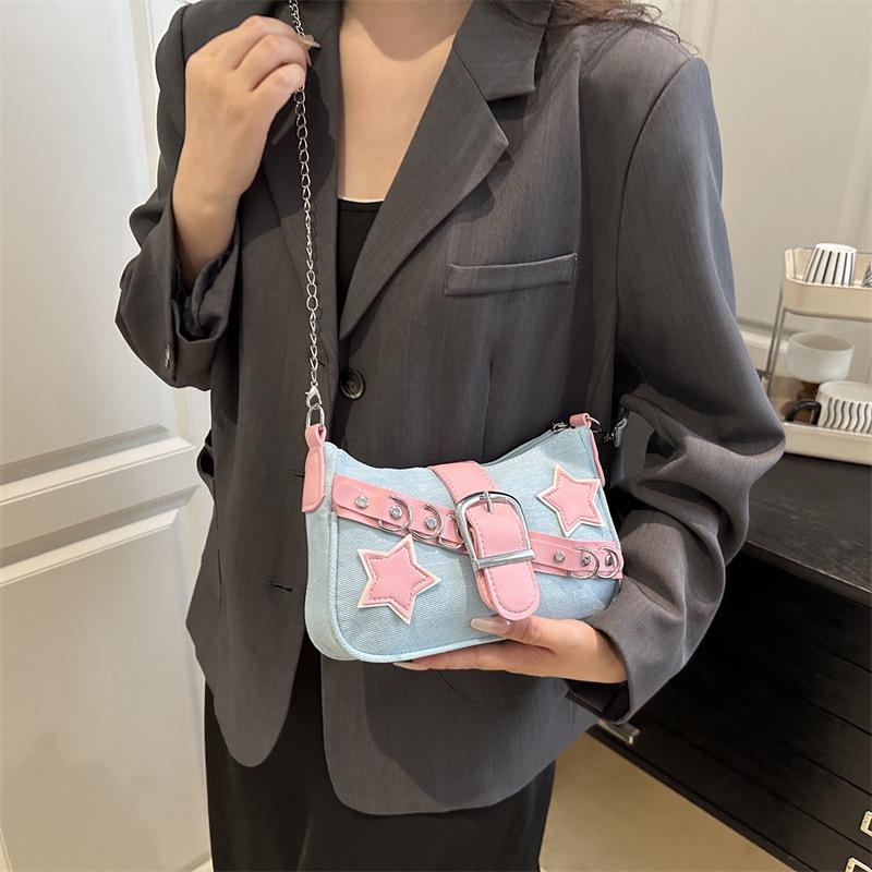 Modna jeansowa torebka na ramię z łańcuszkiem i nitami w kształcie gwiazdy dla kobiet - Jesień 2025
