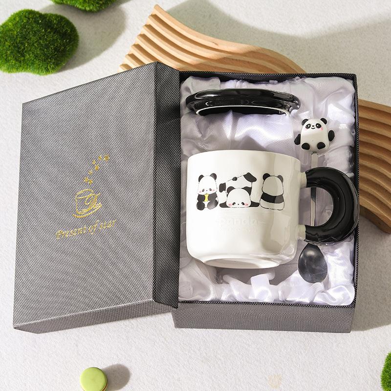 High Value Panda Cup Large Capacity Ceramic Mug with Lid Spoon Couple Home Drinking Water Cup Girls Coffee Cup