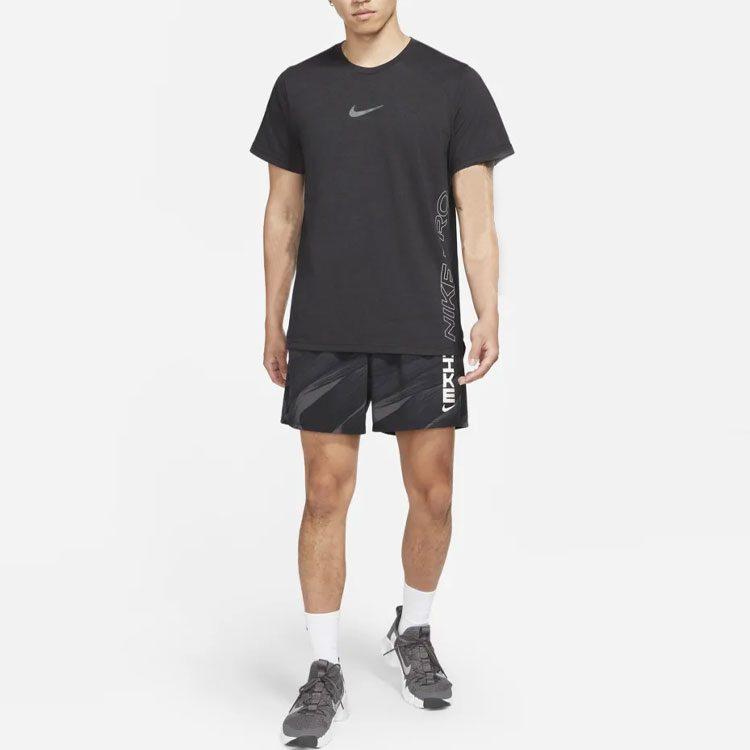 Nike T Shirts Men's Black Crew Neck Moderate Straight Fit DD1829-010