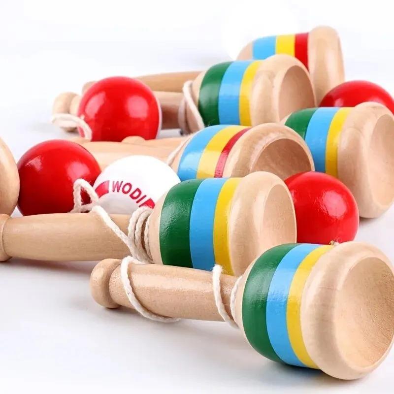 Montessori Spielzeug Holz Geschicklichkeits Schwert Tasse Entwickle Intelligenz Glatte Spielzeuge Pädagogisch Traditionelle Spiele Spielzeug Werfen und Fangen Ball