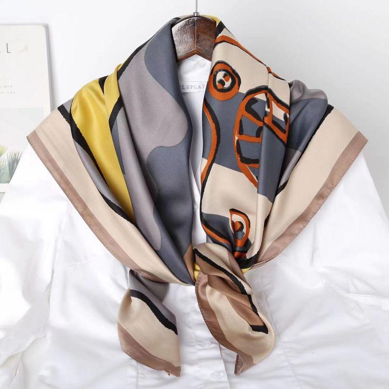 Versatile Shawl Animal Print Black And White Simple Large Square Scarf 90 * 90Cm Simulated Silk Twill Silk Women'S Silk Scarf