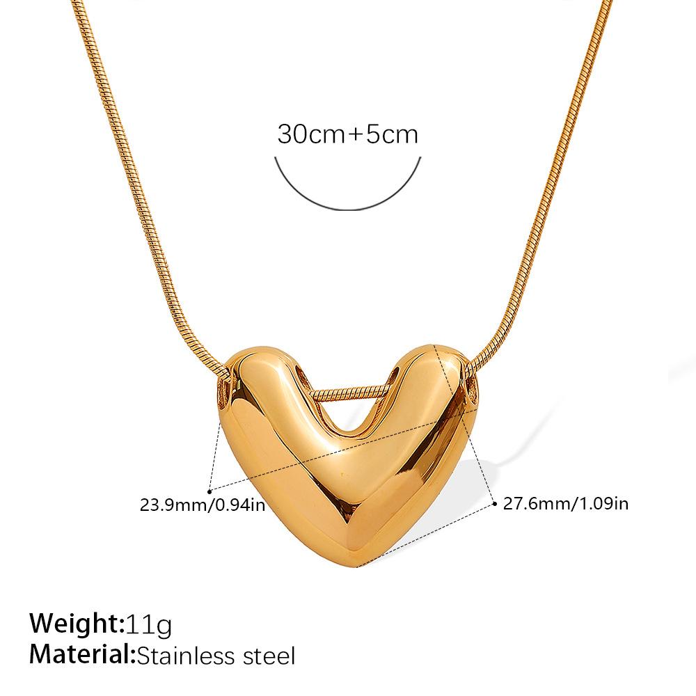 Cold Wind Gold Love Pendant Necklace Clavicle Chain Stainless Steel Gold Plated Personality Versatile Jewelry Women