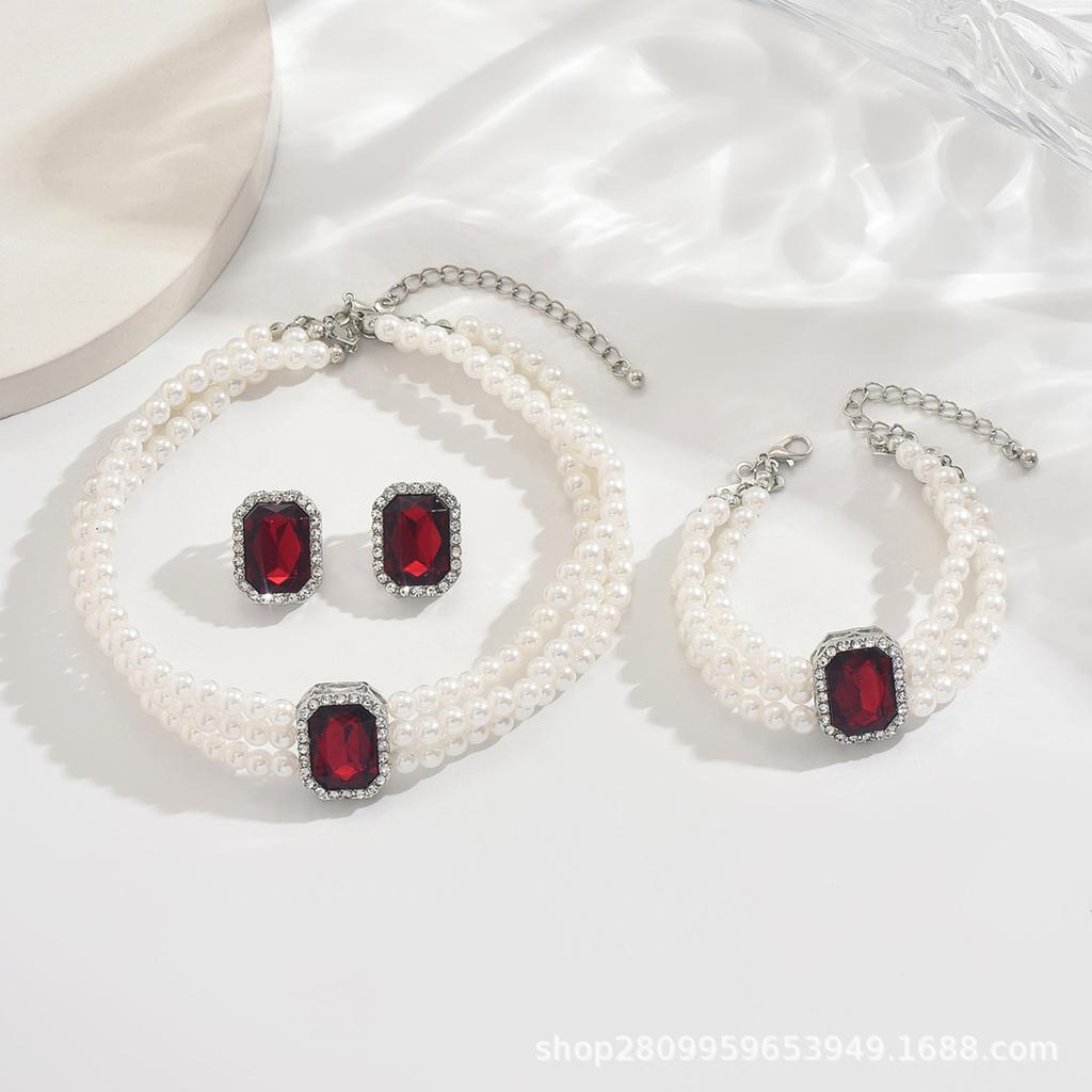 Dress Jewelry Direct Sales Necklace Earrings Two-piece Set Flower Bride Retro High-end Design Set