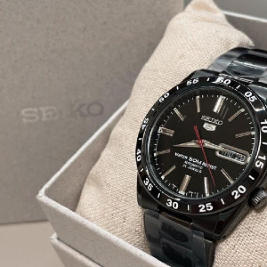 SEIKO SNKE03K1 Men's Watch - Classic Design with Reliable Quartz Movement