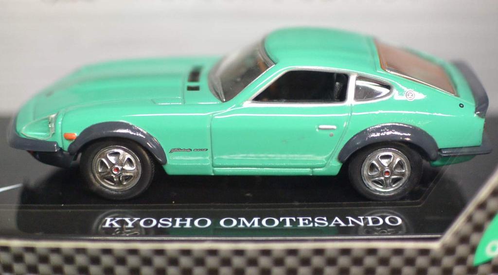 Kyosho Omotesando Item Nissan Fairlady Z 240ZG Lime Green Beads Collection Non-sale 1/64