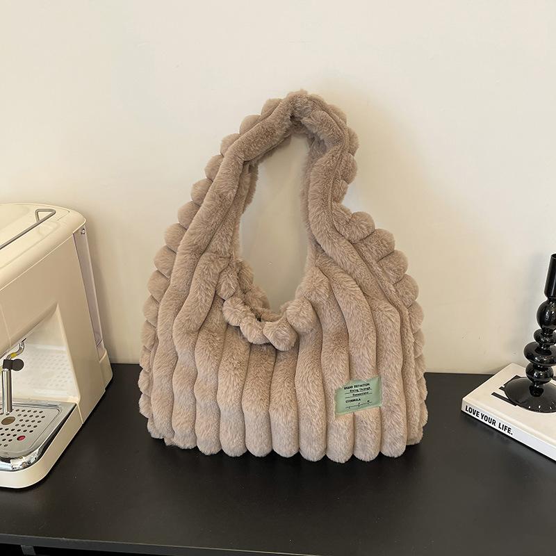 Plush bag women's autumn and winter new casual simple shoulder underarm bag large capacity tote bag