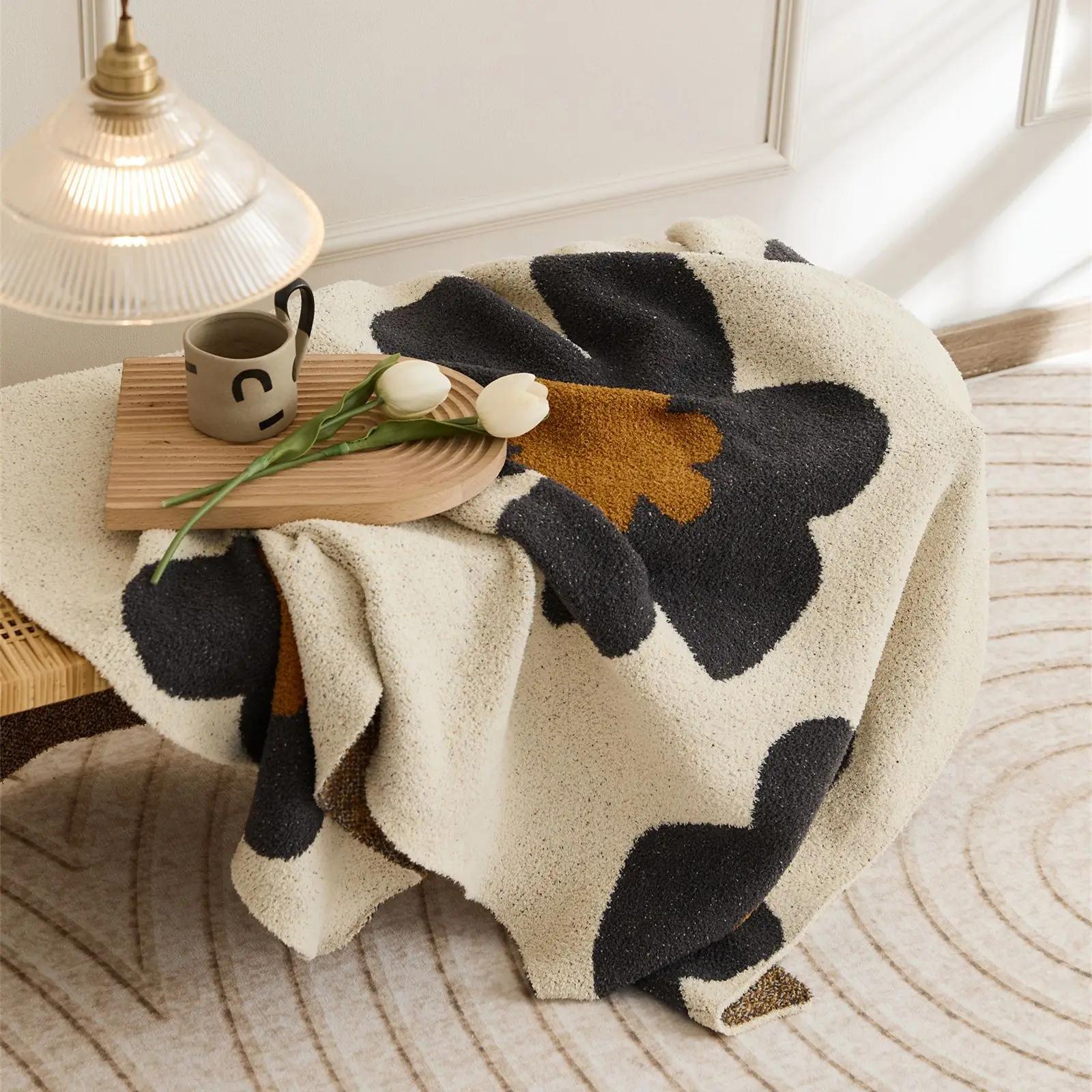 Knitted Velvet Blanket Ins Style Sunflower Nap Blanket Camping Warm Single Person Leisure Thick Blanket Sofa Air Conditioning 70x100cm