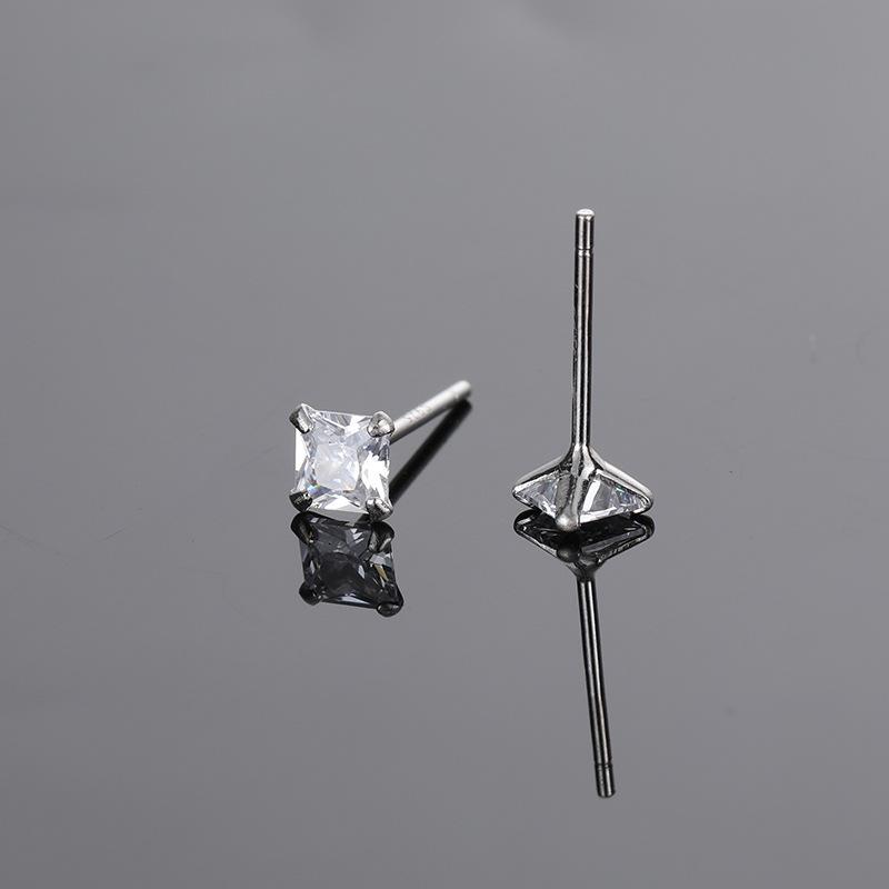 S925 Sterling Silver Square Zirconia Stud Earrings in White Gold