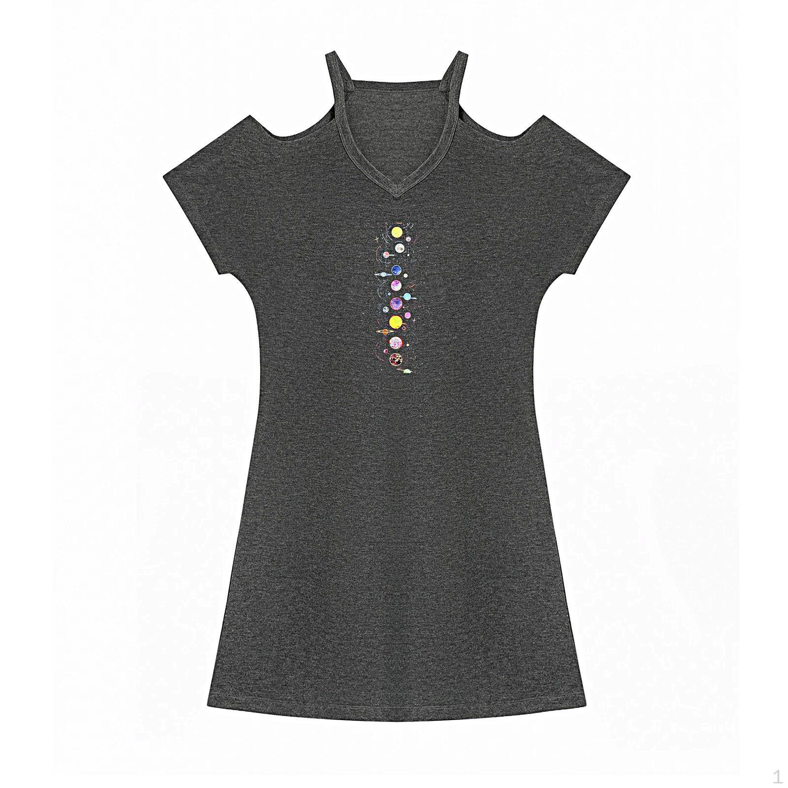 

Шикарное платье с открытыми плечами для праздничного мероприятия