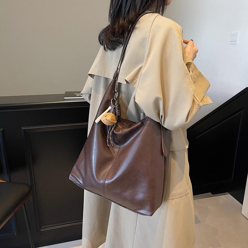 Uformell pendling retro stor kapasitet veske dame 2025 ny skulderveske studentklasse tote bag