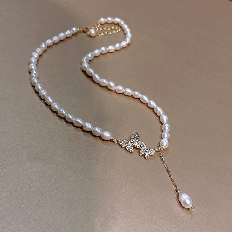 Vintage Elegant Pearl Necklace for Women Tassel Butterfly Pendant Alloy Choker Collarbone Chain Retro Summer Jewelry Gift