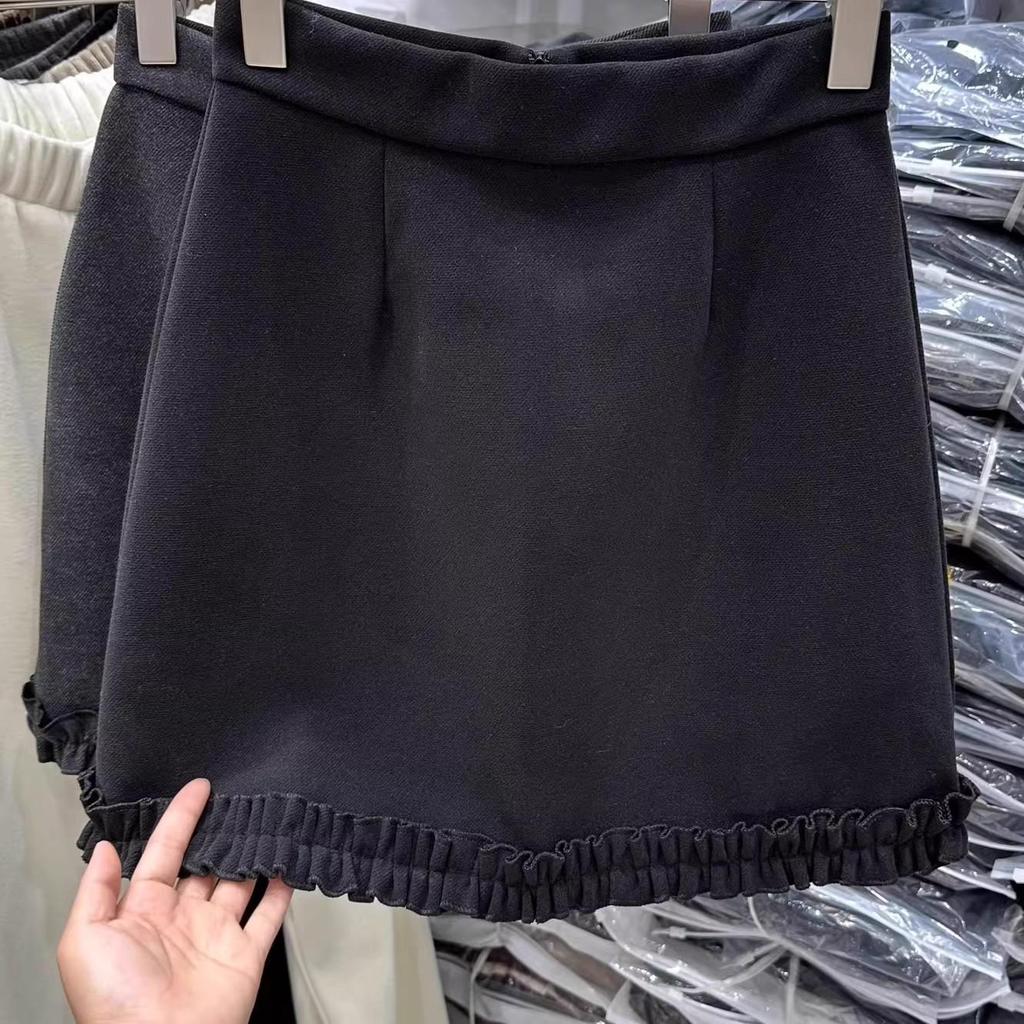 Women's A-Line Wool Skirt with Wood Ear Trim - Slimming, Anti-Exposure, College Style for Autumn/Winter.