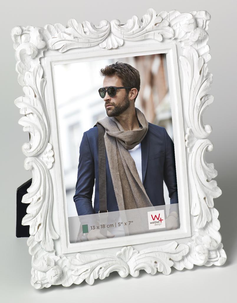 Saint Germain Portraitrahmen