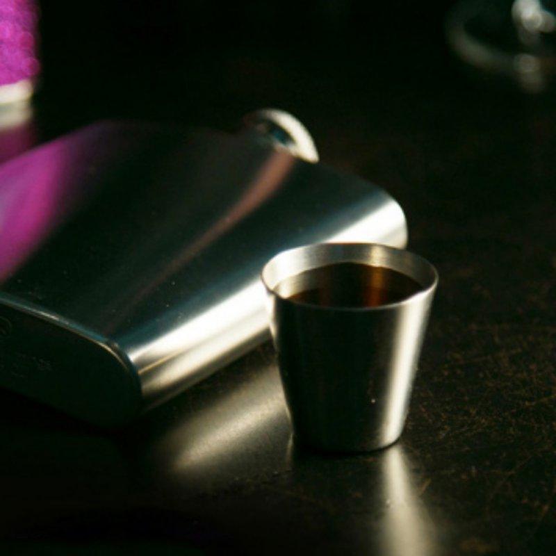 4PCS 70ML 6PCS 30ML Stainless Steel Tea Cups with Covers Wine Beer Cups for Home Camping Pininc BBQ Portable Tea Cups Party