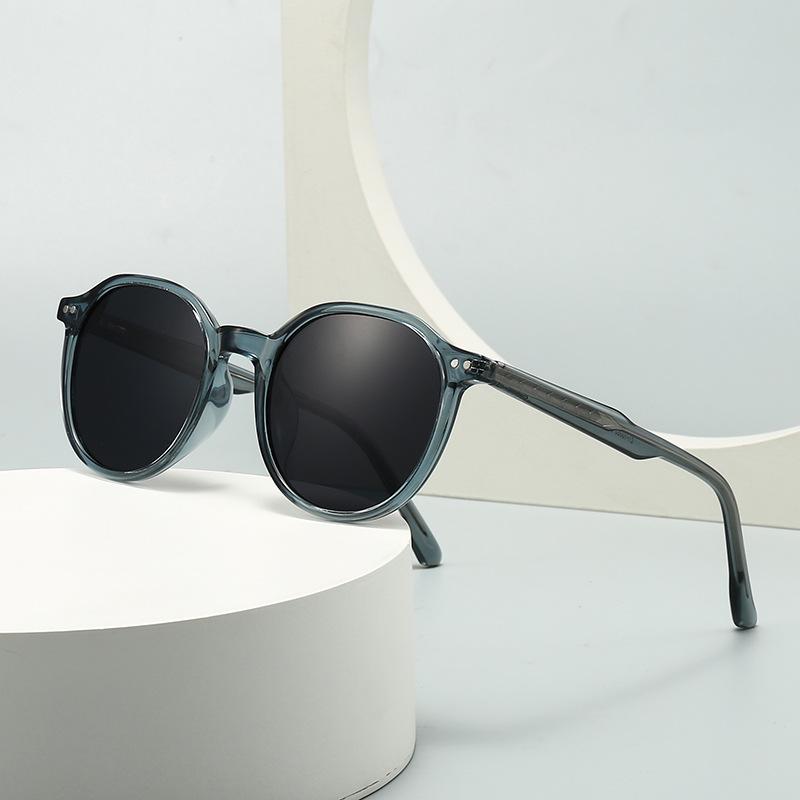  New Retro Round Women Luxury Sunglasses Fashion Rivets Men Sun Glasses Shades UV400