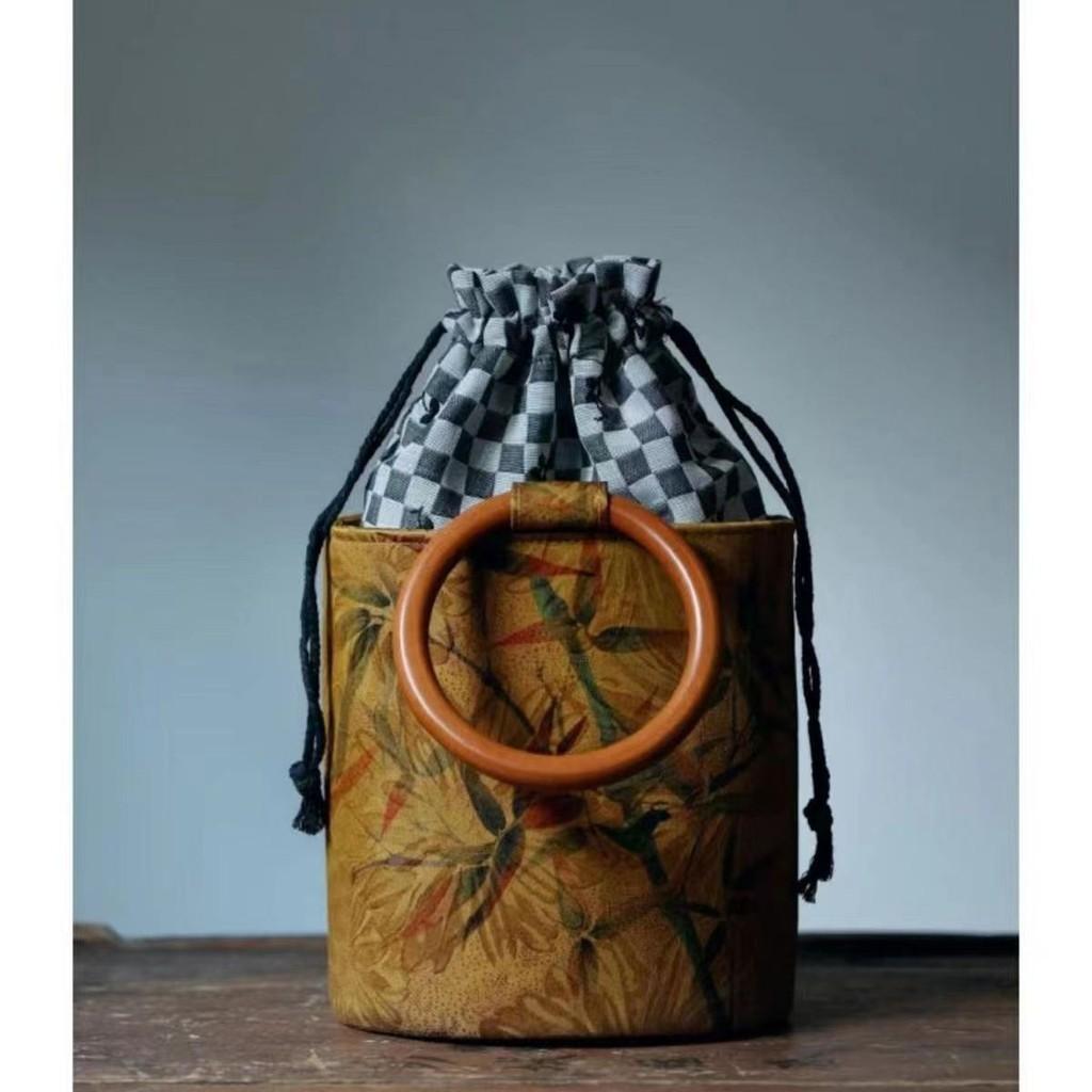 IELGY Fragrant Cloud Yarn Wooden Handle Ring Bucket Bag, Handbag, Literary and Retro National Style Bag, Medieval Handbag
