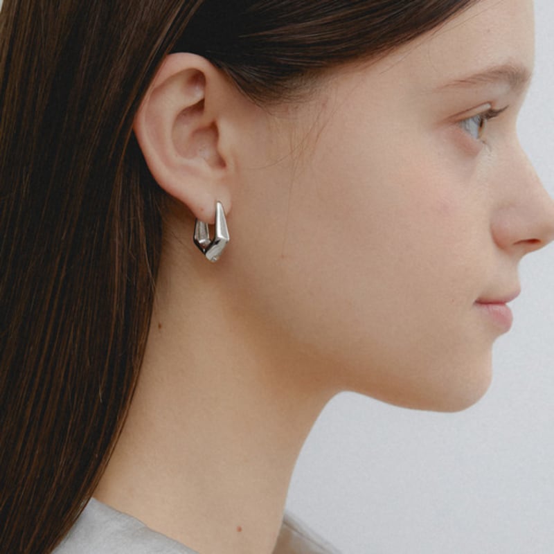 Primaute Pentagon Bold Earring