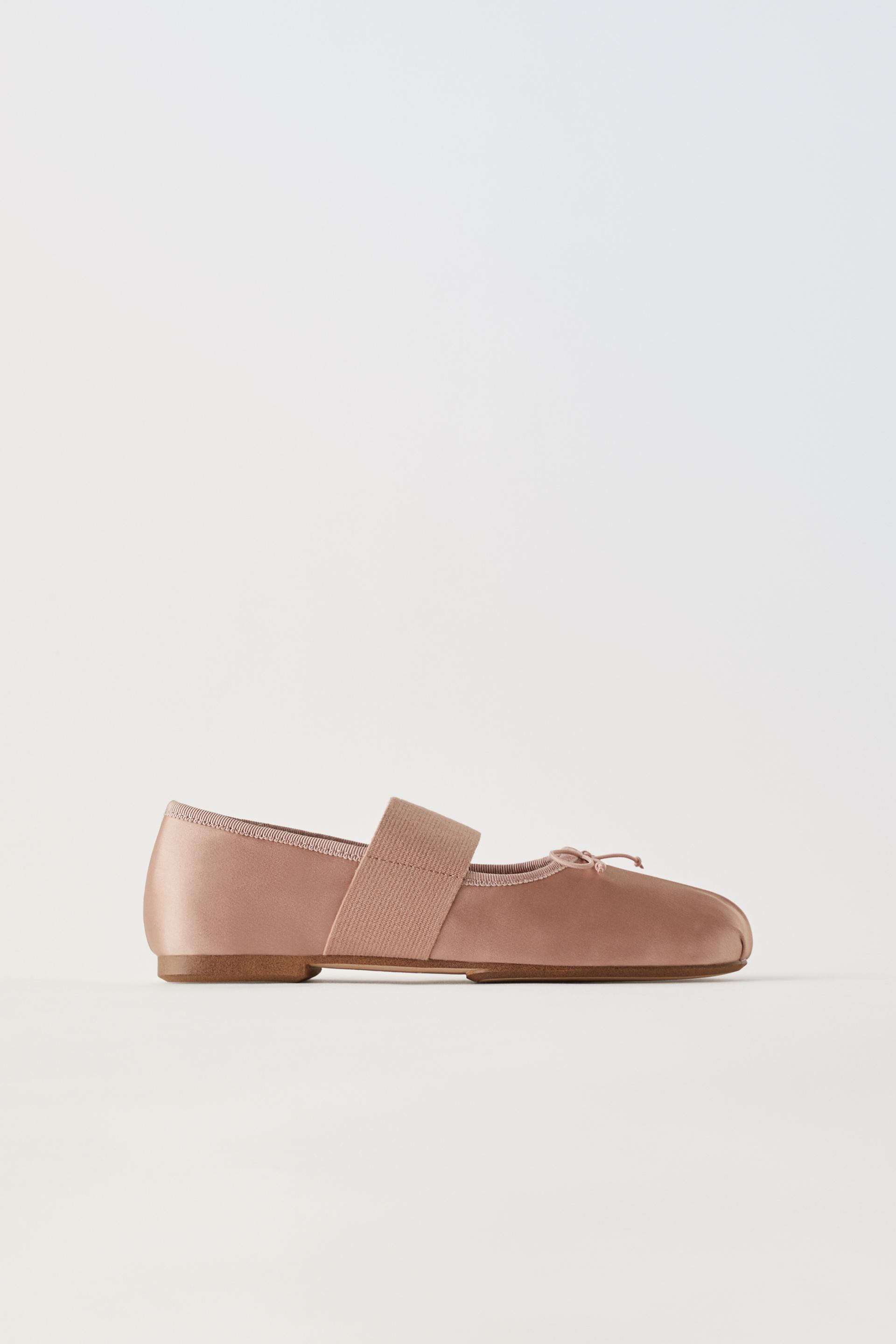 

АТЛАСНЫЕ БАЛЕТКИ