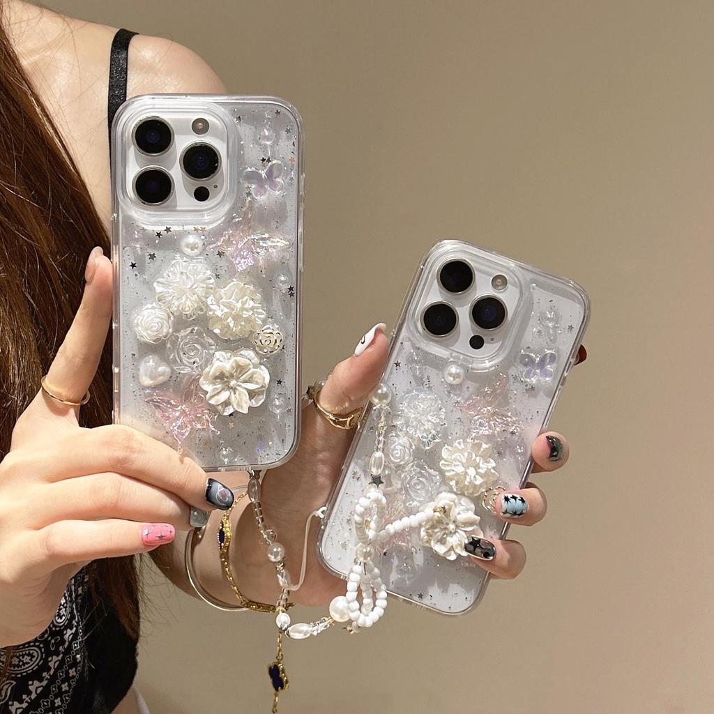 Resin 3D Pleated Petals iPhone 16/17 Pro Max Transparent Case