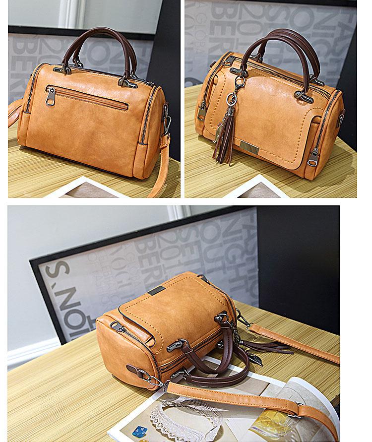 Women Vintage Fashion Bag Pu Leather HandBag Ladies Large Capacity Sling Bag with Tassel Pendant