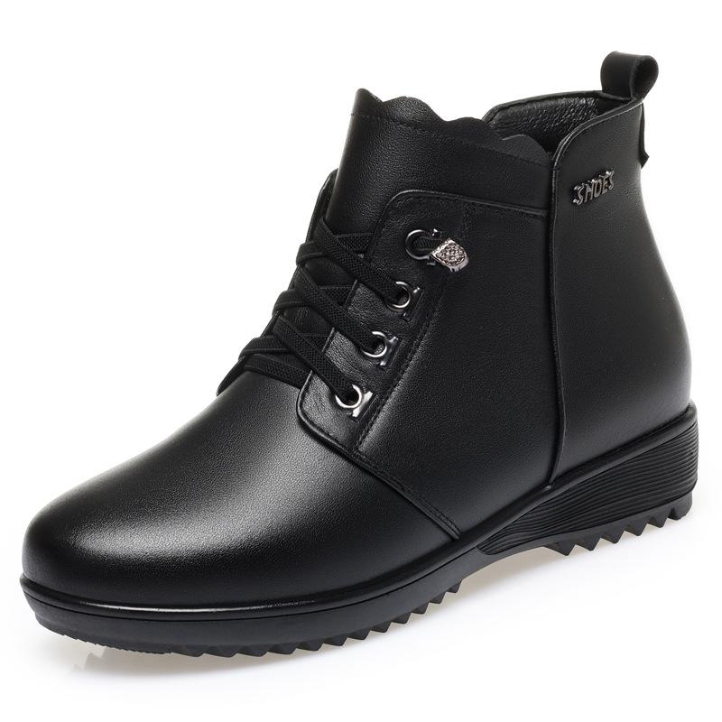 Winter Mutter Baumwollschuhe ältere flache kurze Stiefel mittelalte Baumwolllederschuhe große Größe Samt rutschfest Wolle Damen Baumwollstiefel
