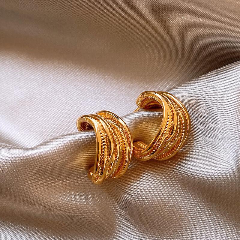 

Multi-layer C-ring Earrings Are Feminine, Versatile, Light, Luxurious and High-end Earrings золотий
