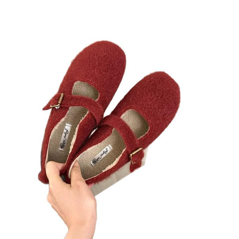 Fairy wind word with Mary Jane fluffy shoes autumn and winter new outer wear late evening wind velvet flat beanie shoes