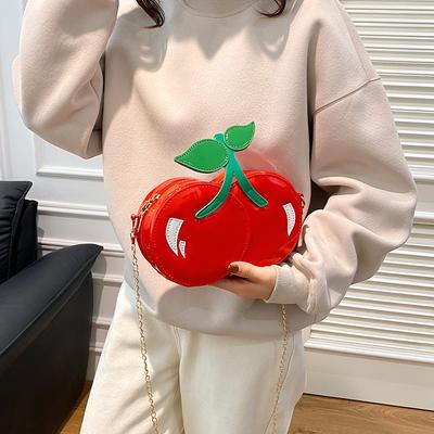 Bolsa de ombro feminina com design criativo de cereja, bolsa tiracolo com correntes fofas, bolsa mensageiro engraçada e novidade, bolsas femininas pequenas 2025