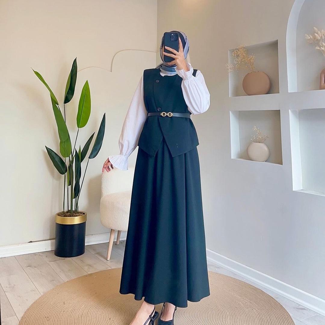 Летний женский однотонный комплект без рукавов: жилет и длинная миди-юбка с круглым вырезом XS