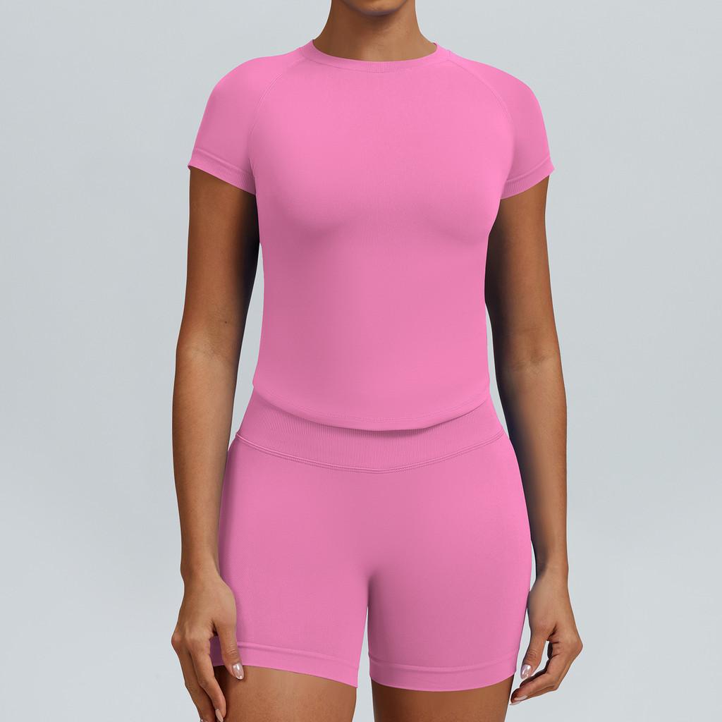 Seamless Yoga Set With Quick Dry Fabric For Female Fitness And Outdoor Running
