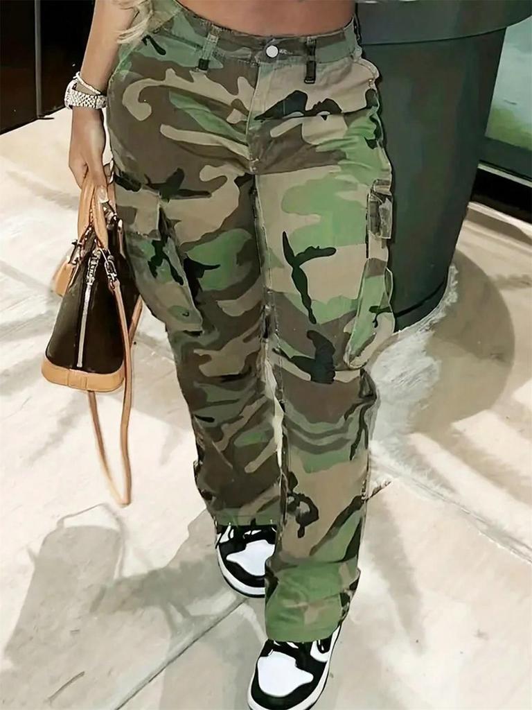 European-American Retro Women's High Waist Camouflage Cargo Pants with Wide Legs and Turn-Up Pockets - Style 8115