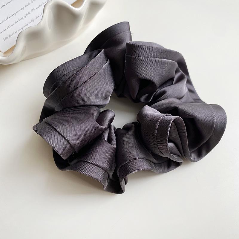 "High-End French-Style Satin Hairband: Fashionable Wood Ear & Flower Bud Design"