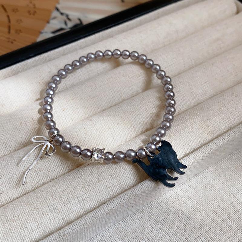Pearl moonstone bracelet French retro court style bracelet light luxury temperament high-end jewelry women