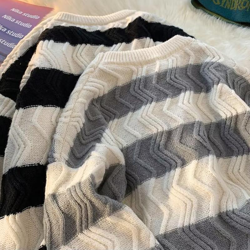 Men's Retro Striped Crew Neck Sweater - Autumn/Winter Loose Fit Knitwear in Plus Size