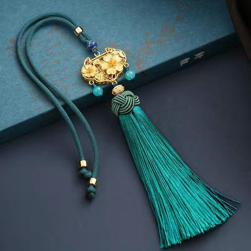 Elegant Gold Ruyi Lock Car Pendant: Rearview Mirror Tassel for Peace and Style