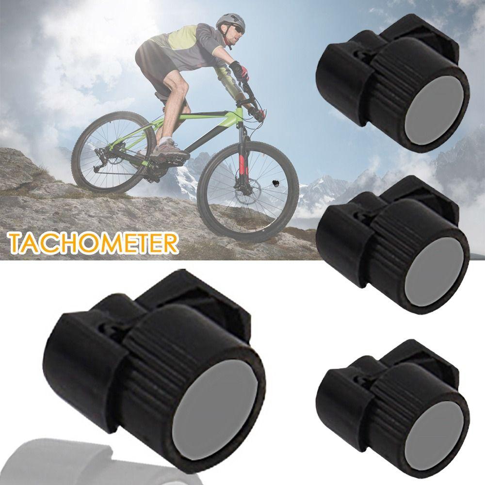 

Тахометр с круглыми спицами, спидометр с плоскими спицами, магнит, счетчики пробега, один автомобиль