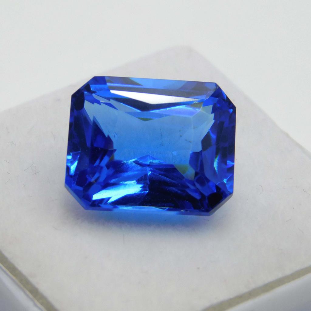 CERTIFIED Fine Looking 10.75 Ct Natural Blue Sapphire Loose Gemstone Emerald Cut A-2829