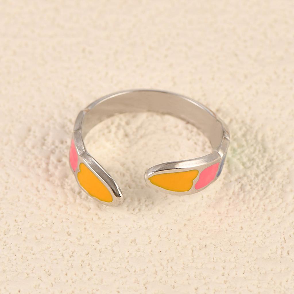 Hot-selling new products, personalized and trendy hip-hop three-color love upward opening design versatile ring