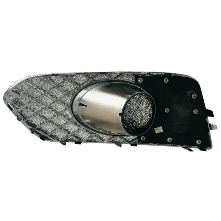 36A807681 and 36A807682 Fit Bentayga Fog Light Grilles for 2016-2018 Models.