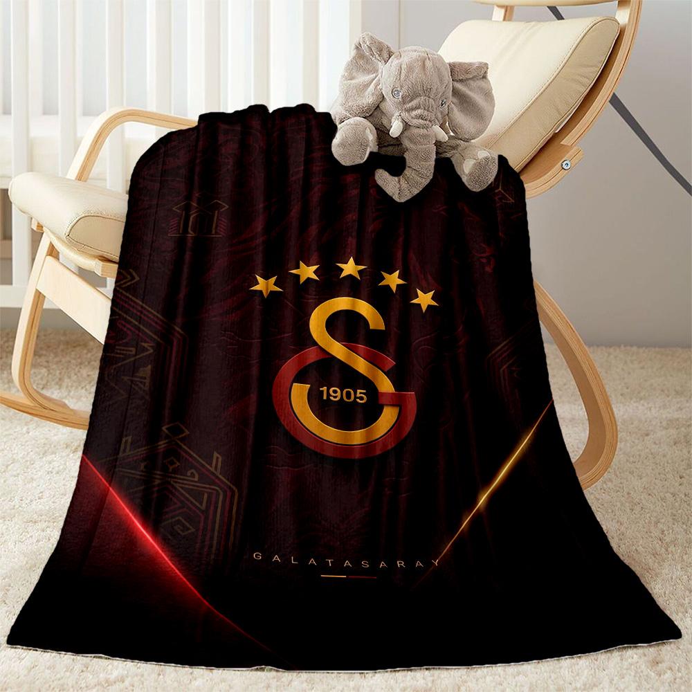 Galatasaray 144 Blanket Ultra-Soft Great for Livingroom Picnics Bedding for All Occasions Playful Design Perfect Gift for Relatives and Friends