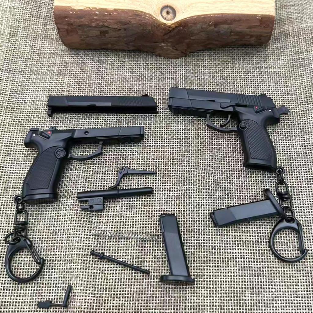 Portachiavi Giocattolo Pistola Decorativo Novità: Ciondolo Staccabile e Realistico