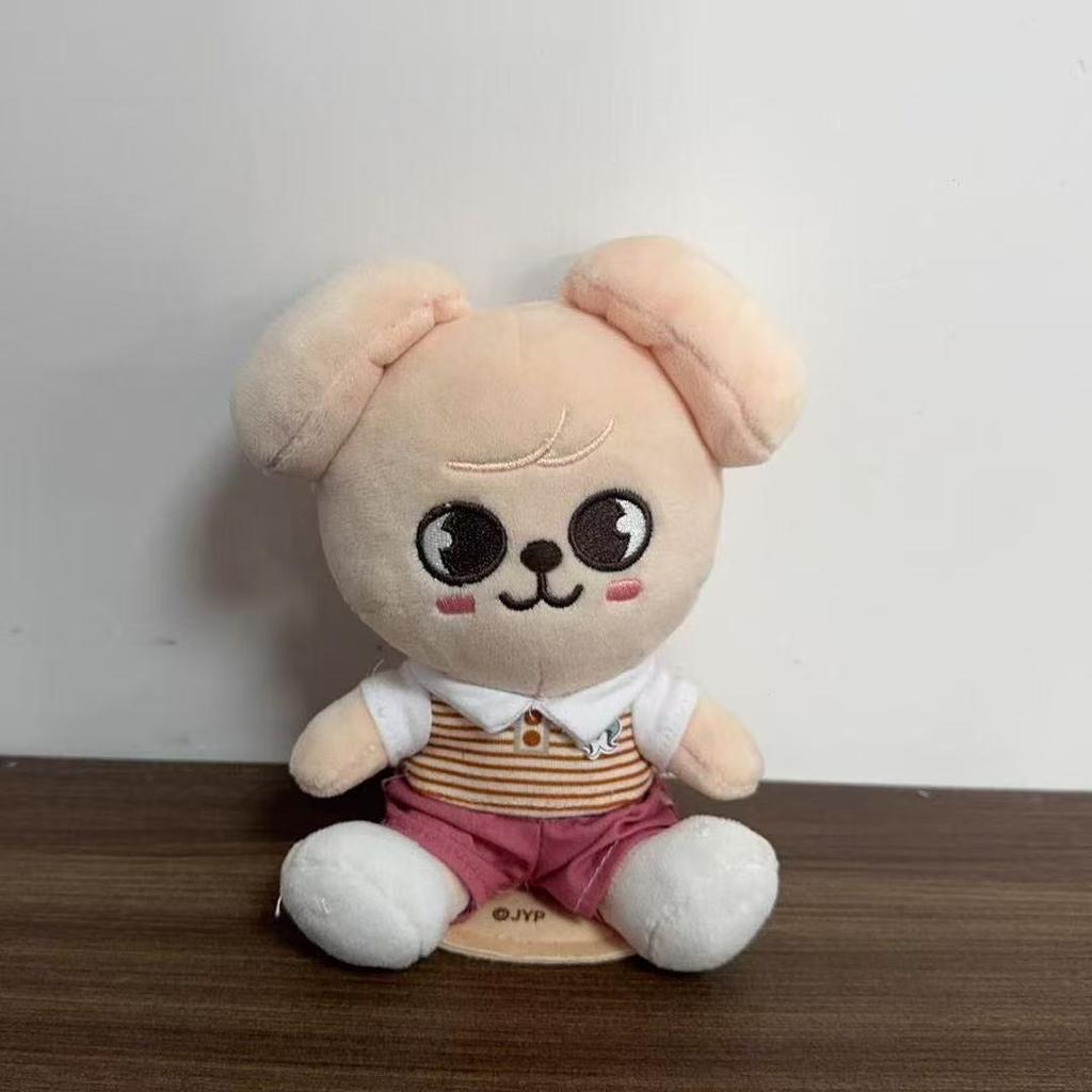New K-Pop Stray Kids Cartoon Plush Toy Skzoo Plush Doll Sitting Bangchan Felix Plush Doll Surrounding Birthday Gifts