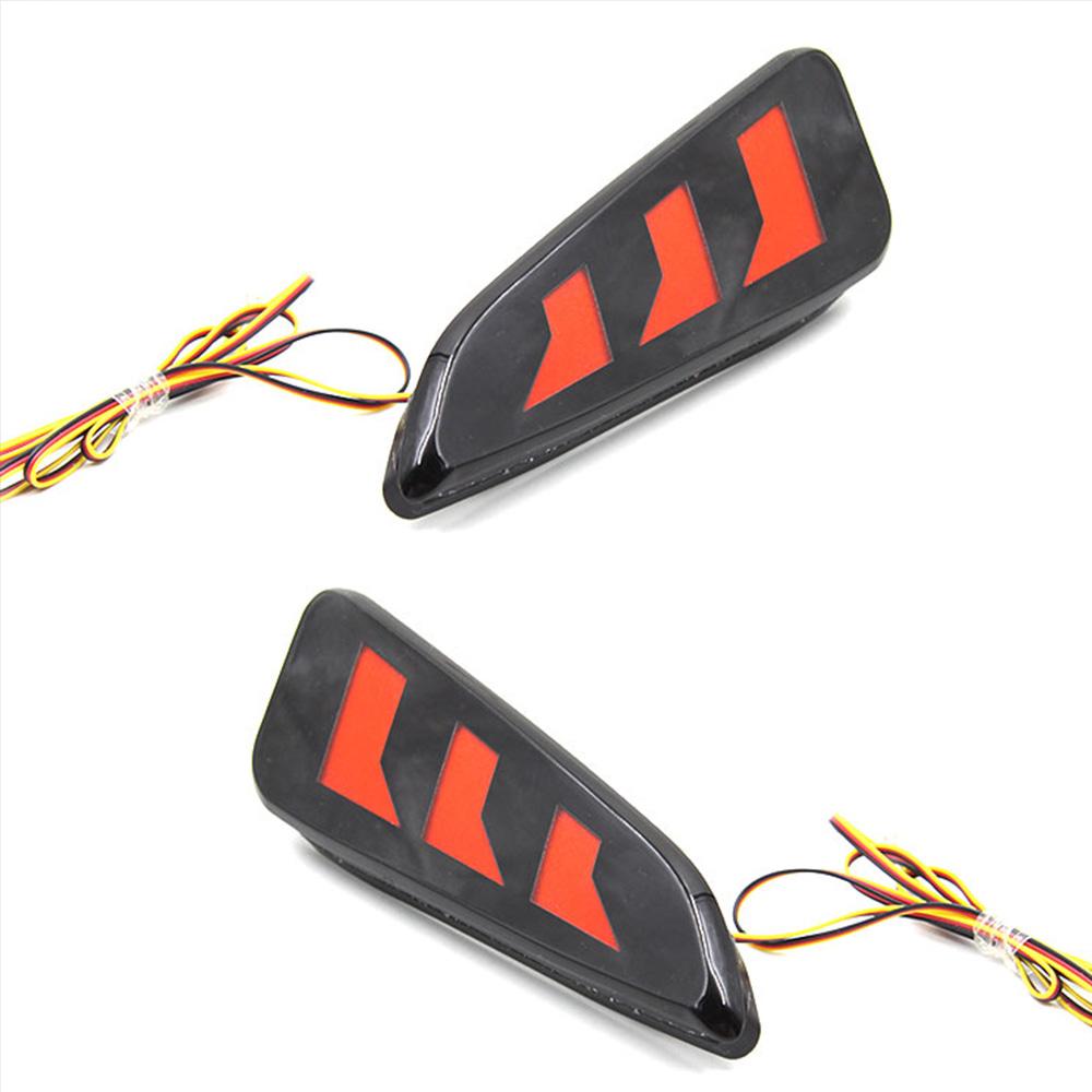 For TOYOTA C-HR 2017 2018 2019 2020 2021 2022 Car Rear Bumper Lamps Rear Reflector Lights DRL Brake Stop Lamp Accessories 2pcs