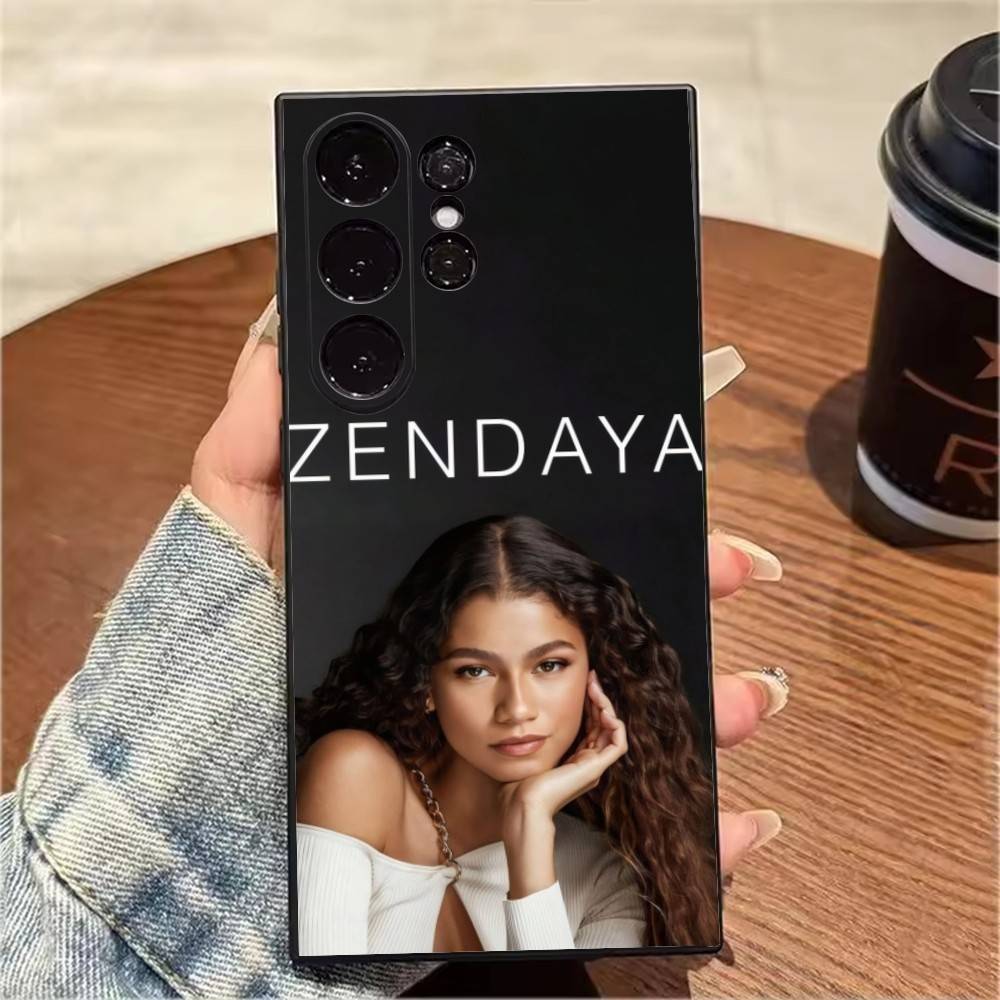Z-Zendaya Euphoria Printing Phone Case For Samsung S25,S24,S21,S22,S23,S20,Ultra,S26,Plus,Fe,Note,5G Black Cover