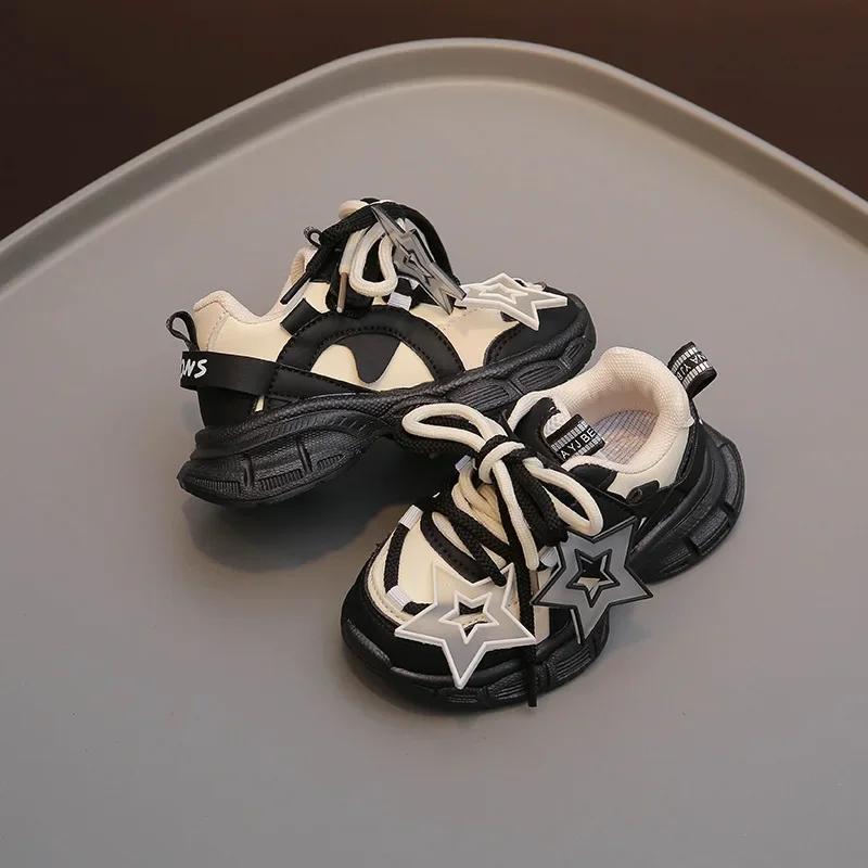 

Детские кроссовки 2024 Новые повседневные спортивные туфли для девочек с полыми звездами Мягкая подошва Модные кроссовки для бега Износостойкие Грязеотталкивающие 21 чёрный