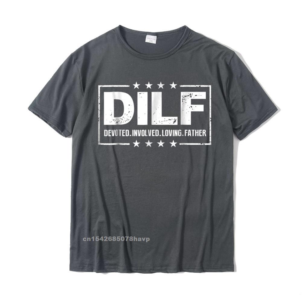 T-shirt Unisex DILF Padre Devoto Coinvolto Amorevole Papà Papa Cotone Europa Top Maschili Camicia Classica Nuovissima T-shirt