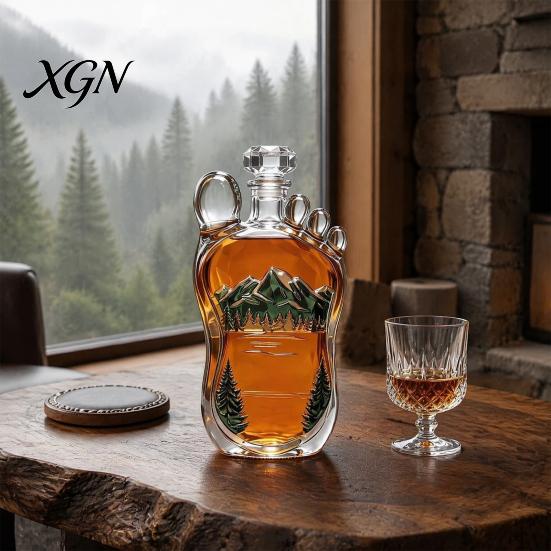 Whiskey Decanter Sasquatch Foot Bottle, Shaped Glass Wine Kitchen Bottle Decorative Liquor for Home Bar Parties High Borosilicate